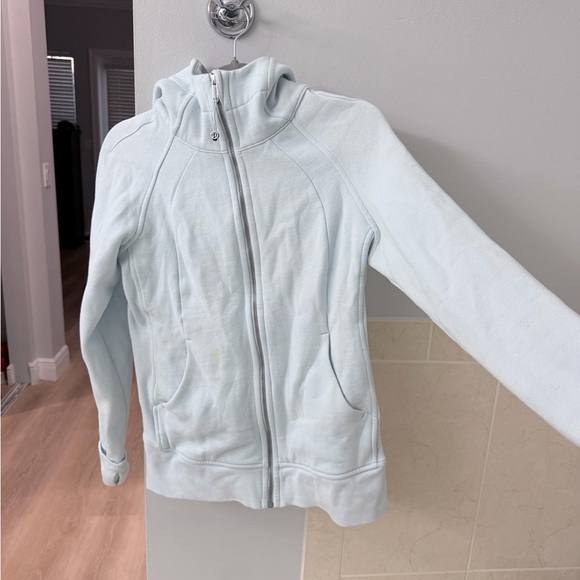 Lululemon Scuba Full-Zip Hoodie - Picture 2 of 12